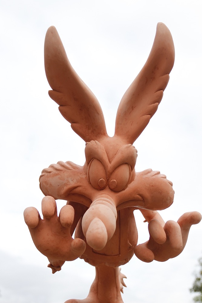 Movie World, Gold Coast Attraction. Polyclay, Steel, Wood.